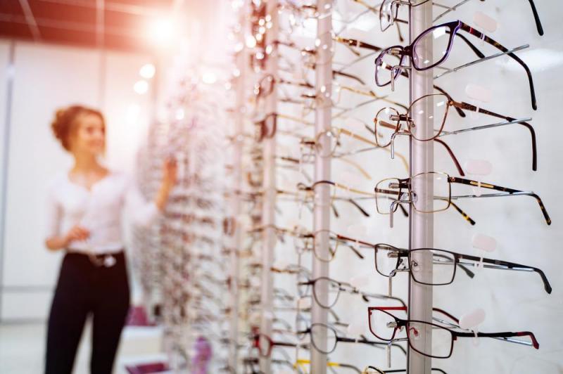 Entretien des lunettes &agrave; Rethel : les bons gestes &agrave; adopter